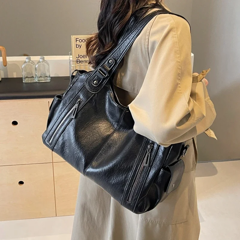 Marina – Vegan Crossbody Bag