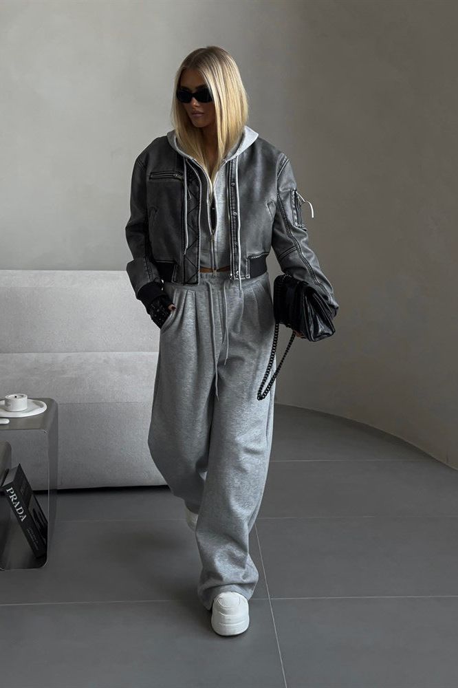 Amelia - Cropped Hoodie Set